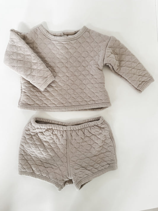 H&M 2pc Set - Quilted Sweater & Shorts (6-9m)