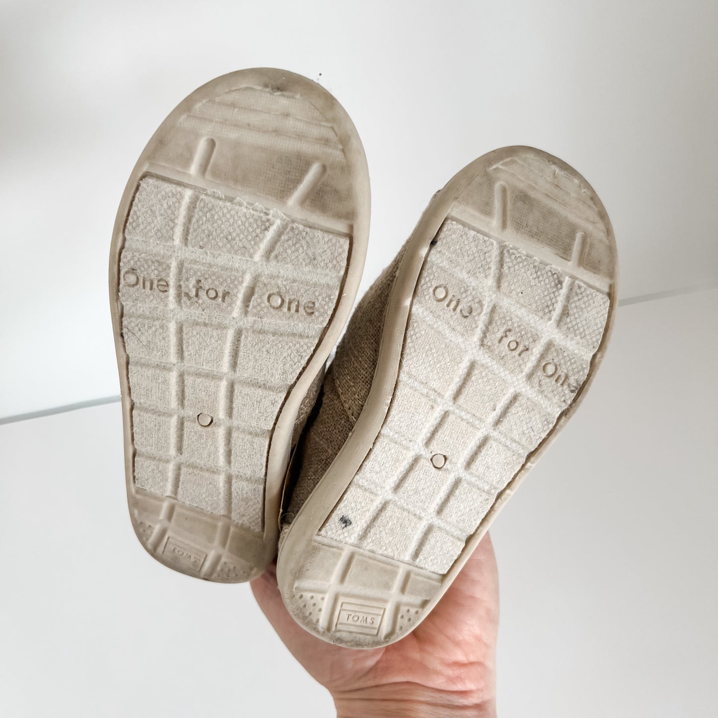 Tom’s Slip-On Shoes (8T)